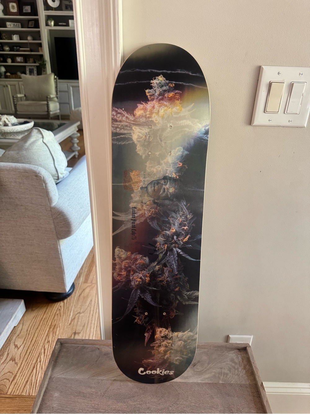 Cookies Skateboard – Queen Elizabeth Graphic – Rare Complete Board holographic